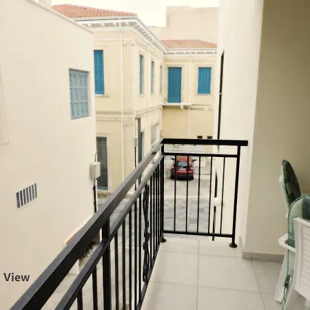 Zambas Court *